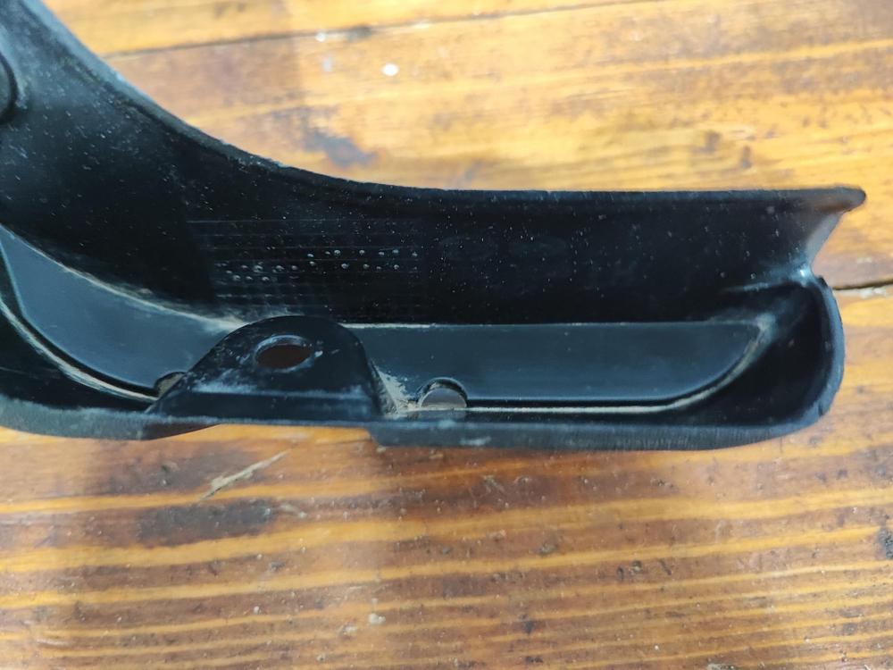 Брызговик задний левый Kia Rio 4 X-Line 17-20 Б/У Оригинал 86841H0500