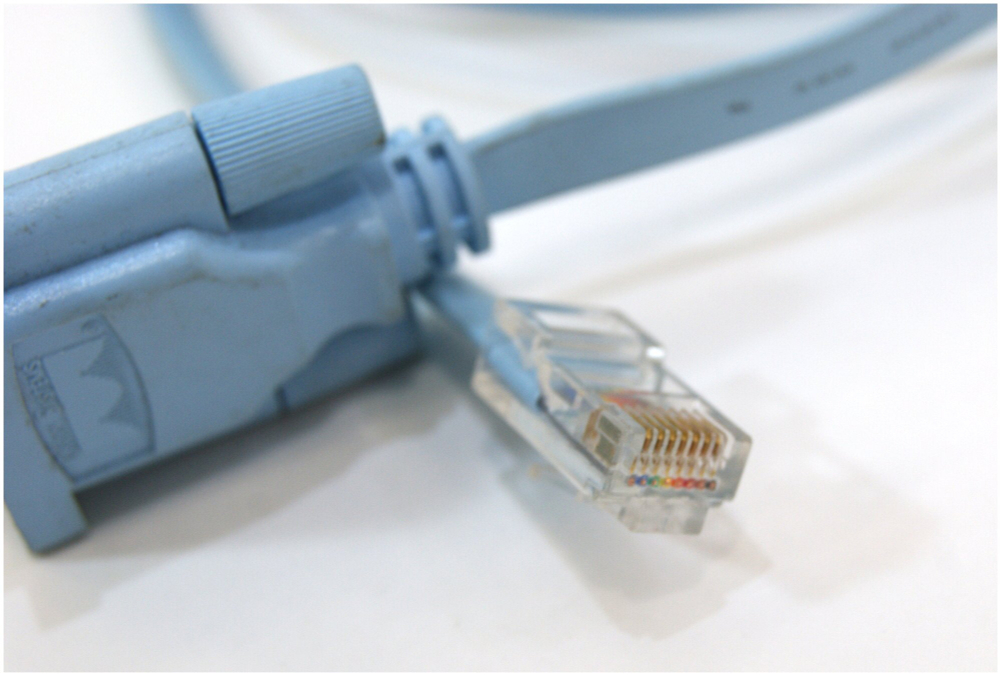 Консольный кабель Cisco 72-3383-01