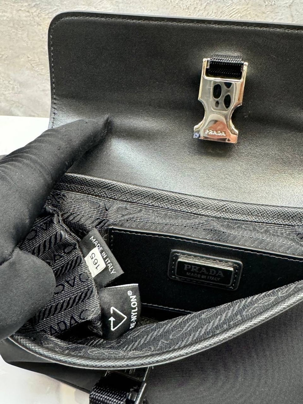 Сумка через плечо Prada