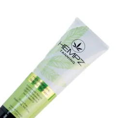 Гипоаллергенный усилитель загара на основе масел с мгновенно бронзирующим комплексом