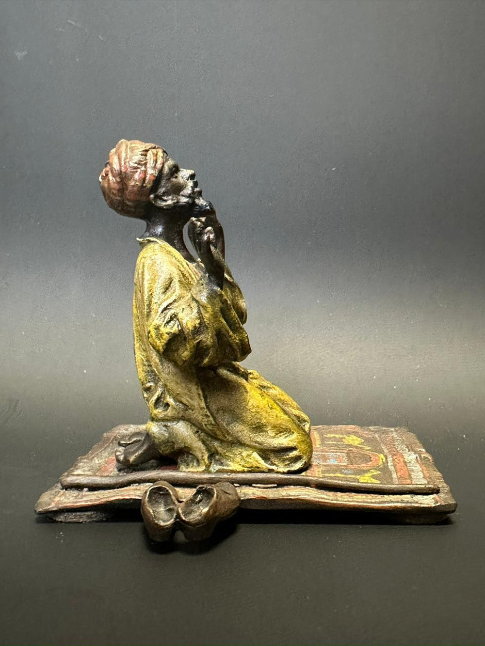 Бронзовая скульптура в стиле Венской бронзы «Вечерняя молитва»