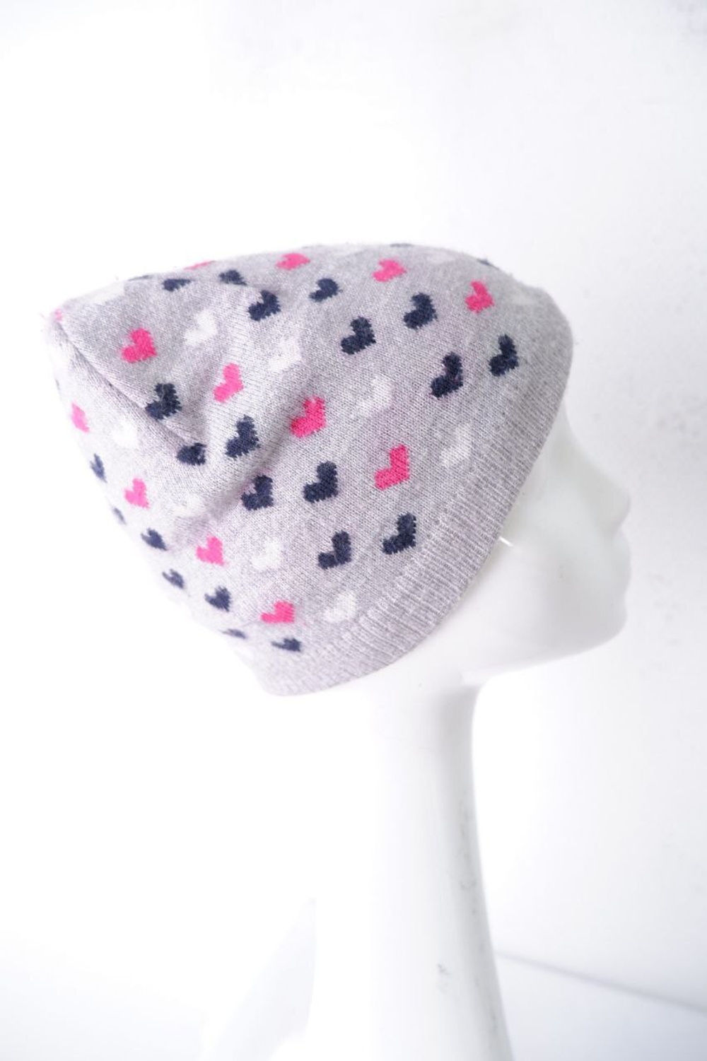 Шапка Futurino с сердечками