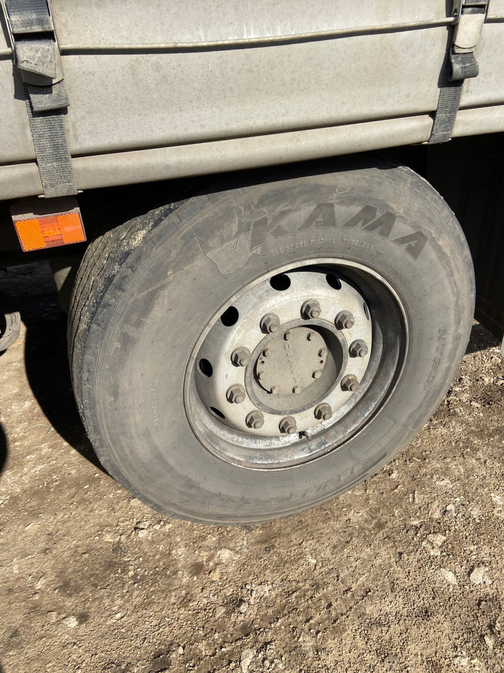 Туймазинский завод автобетоновозов 5885* Полуприцеп шторный 588510