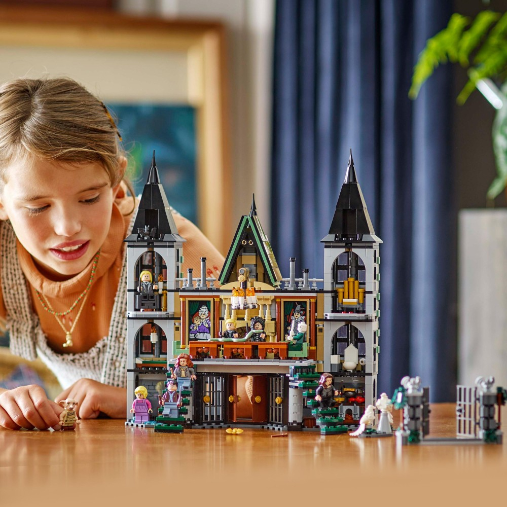 LEGO Harry Potter - Двор Малфоев 76453