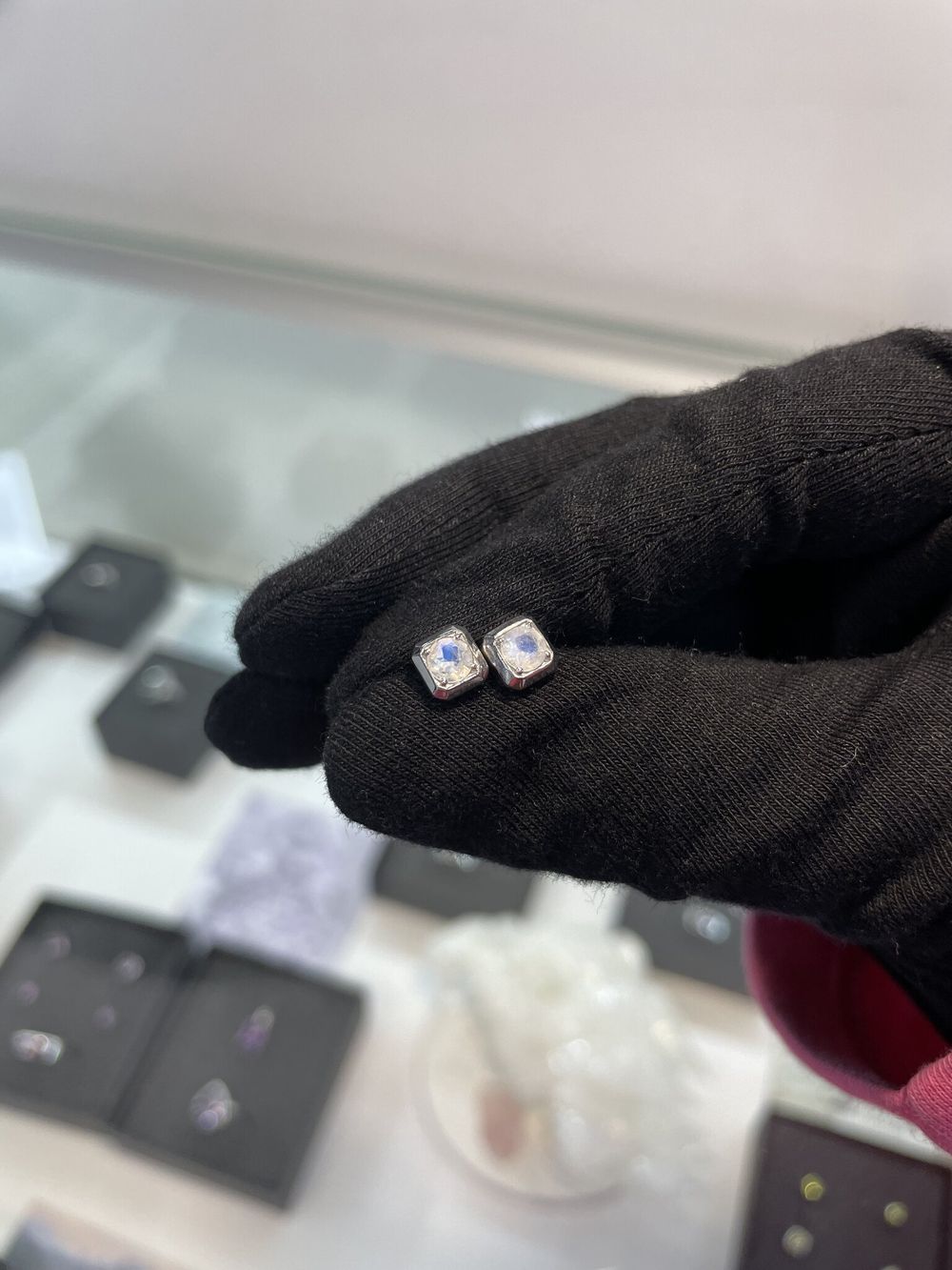 Серьги Crystal Square с лунным камнем