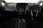 Toyota Prius Alpha, 2016 год