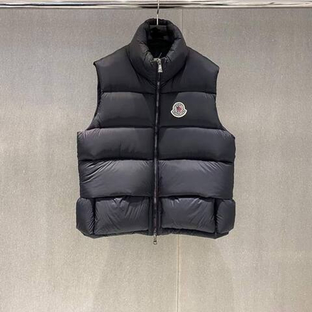 Безрукавка Moncler