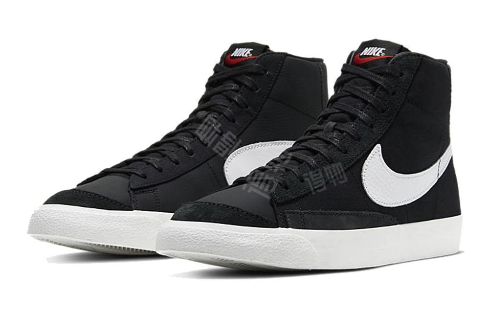 Кроссовки Nike Blazer