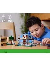 Конструктор Minecraft 21261 Волчья крепость