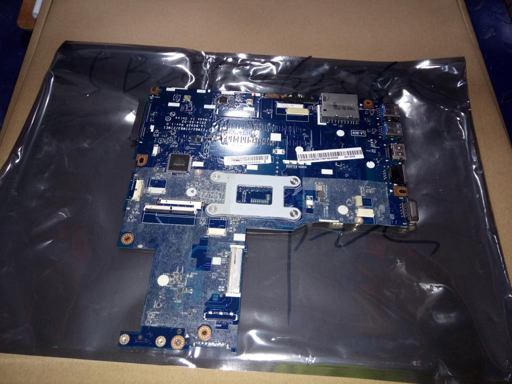 Материнская плата для ноутбука Lenovo B50-70 LA-B09 UMA Intel Celeron 2957U NFP NDOC 1000 (5B20G46256), оригинал