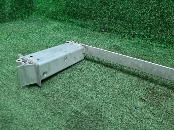 Усилитель передний нижний Volvo XC90 2 (2014-н.в.)