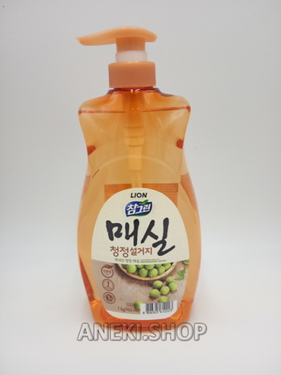 Средство для мытья посуды с ароматом японского абрикоса 960 мл Lion