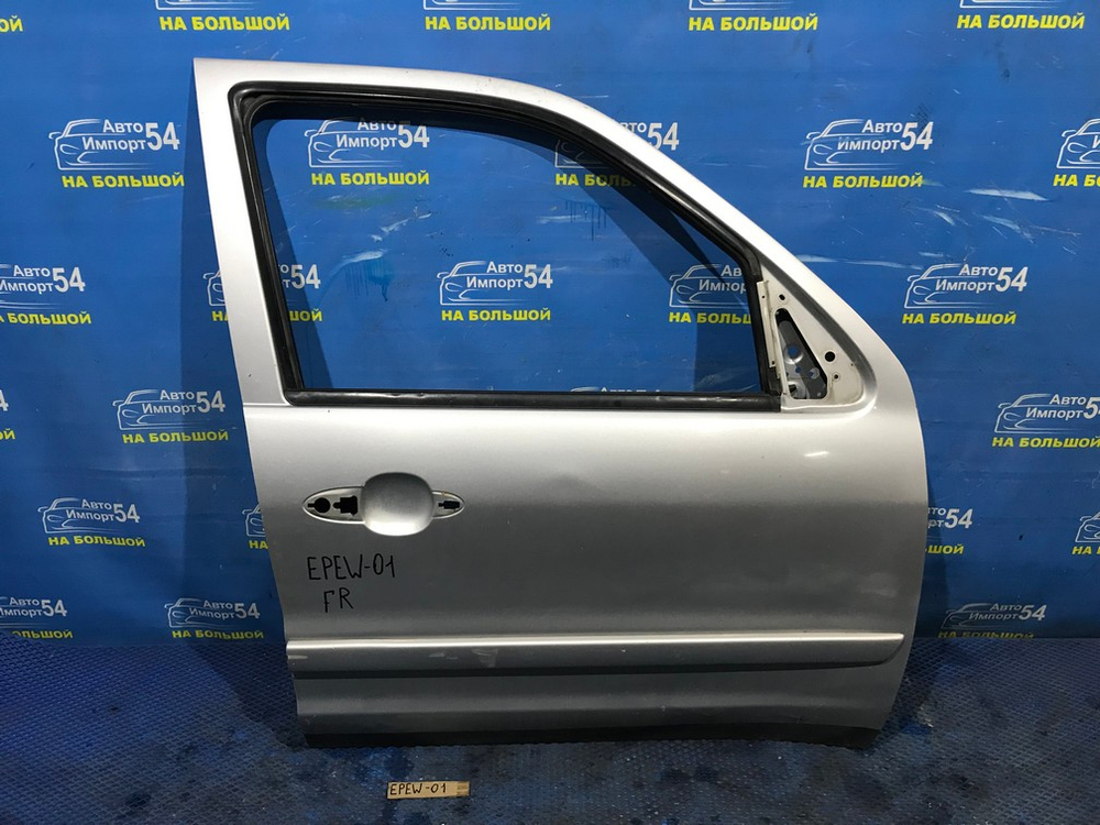 Дверь передняя правая MAZDA TRIBUTE 2000