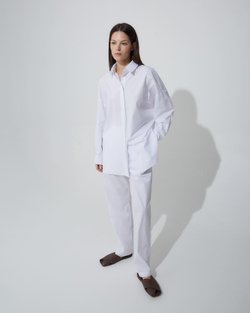 Рубашка свободного кроя из смесового хлопка белый