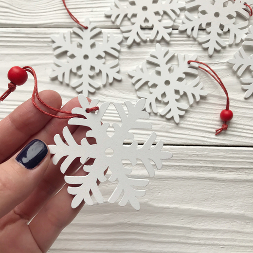 Снежинка 6,5 см , дерево