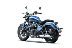 Royal Enfield Super Meteor 650 Astral Blue (Base)
