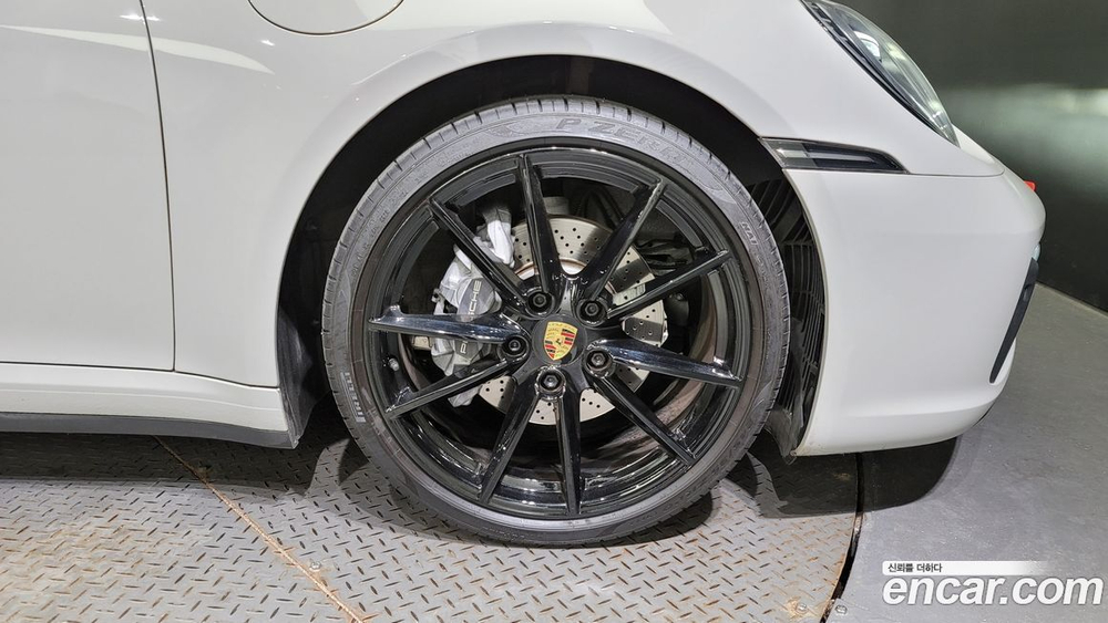Porsche 911 (992) Carrera 4 Cabriolet (12.2020)