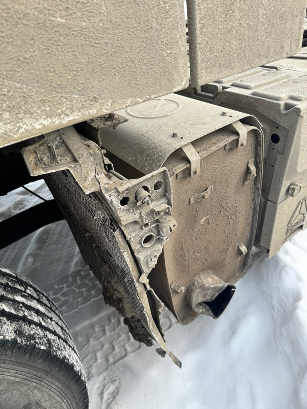 SITRAK C7H 4x2 Седельный тягач ZZ4186V361HE (Дизельный, 12,4 л, 480 л.с., АТ)