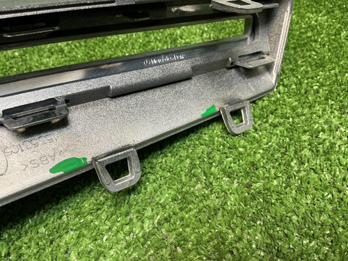 Накладка решетки Mercedes GLE V167 (2018-2024) AMG