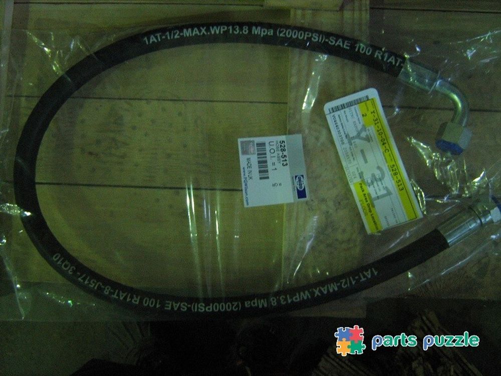 Шланг топливный в сборе со штуцерами / HOSE ASSY 1/2&quot;IDX1000MM АРТ: 528-513