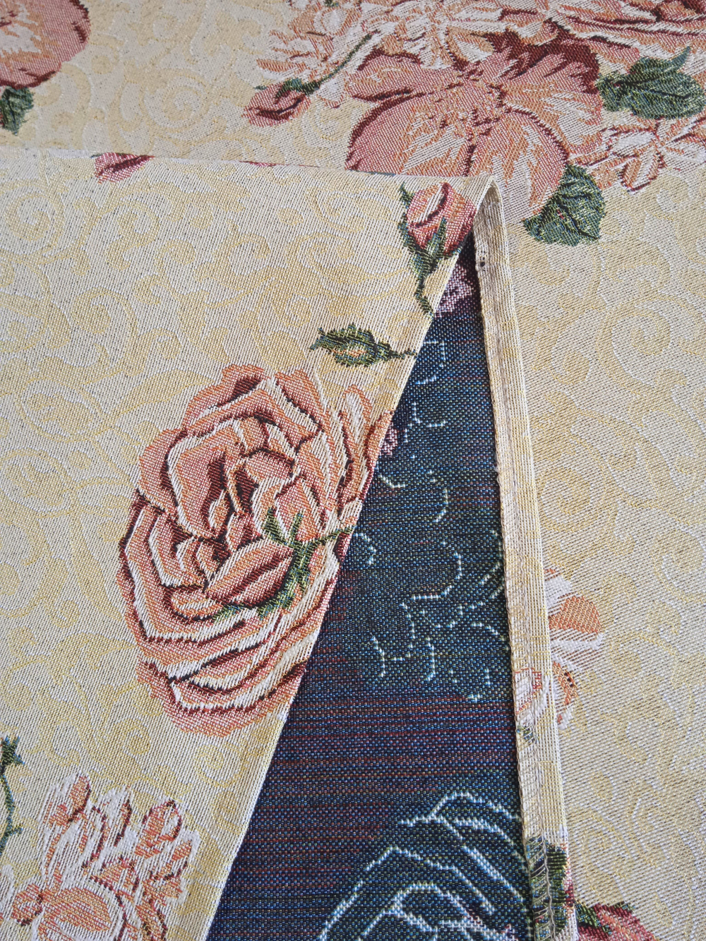 Покрывало гобеленовое Чайная роза 1,5-спальный (150х200)