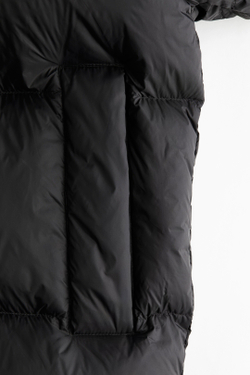 H&M Пуховая куртка с капюшоном, черный