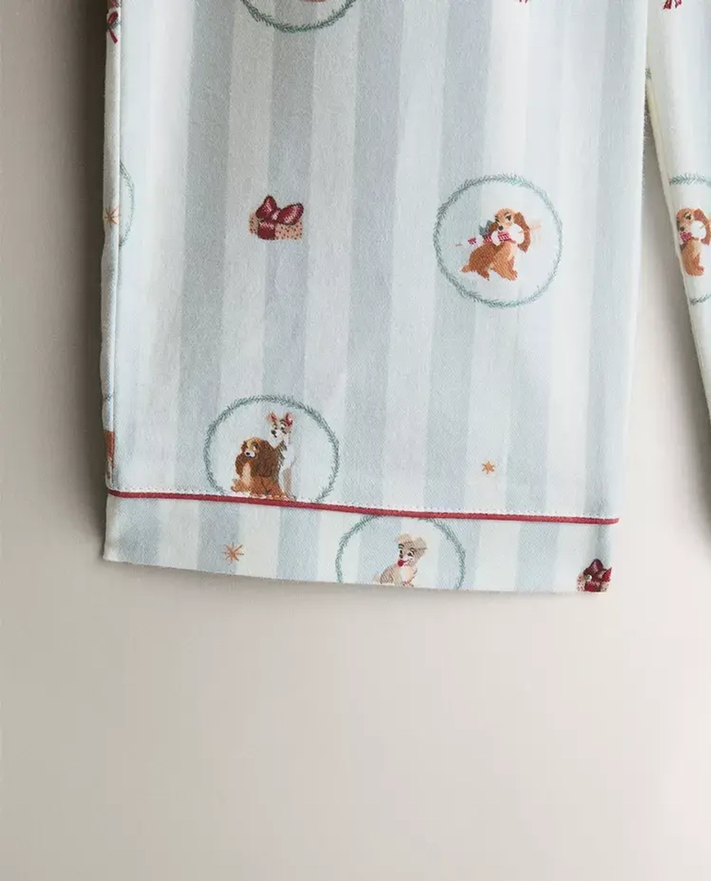 ZARA HOME ХЛОПКОВАЯ ПИЖАМА С ПРИНТОМ "ЛЕДИ И БРОДЯГА", ЭКРЮ