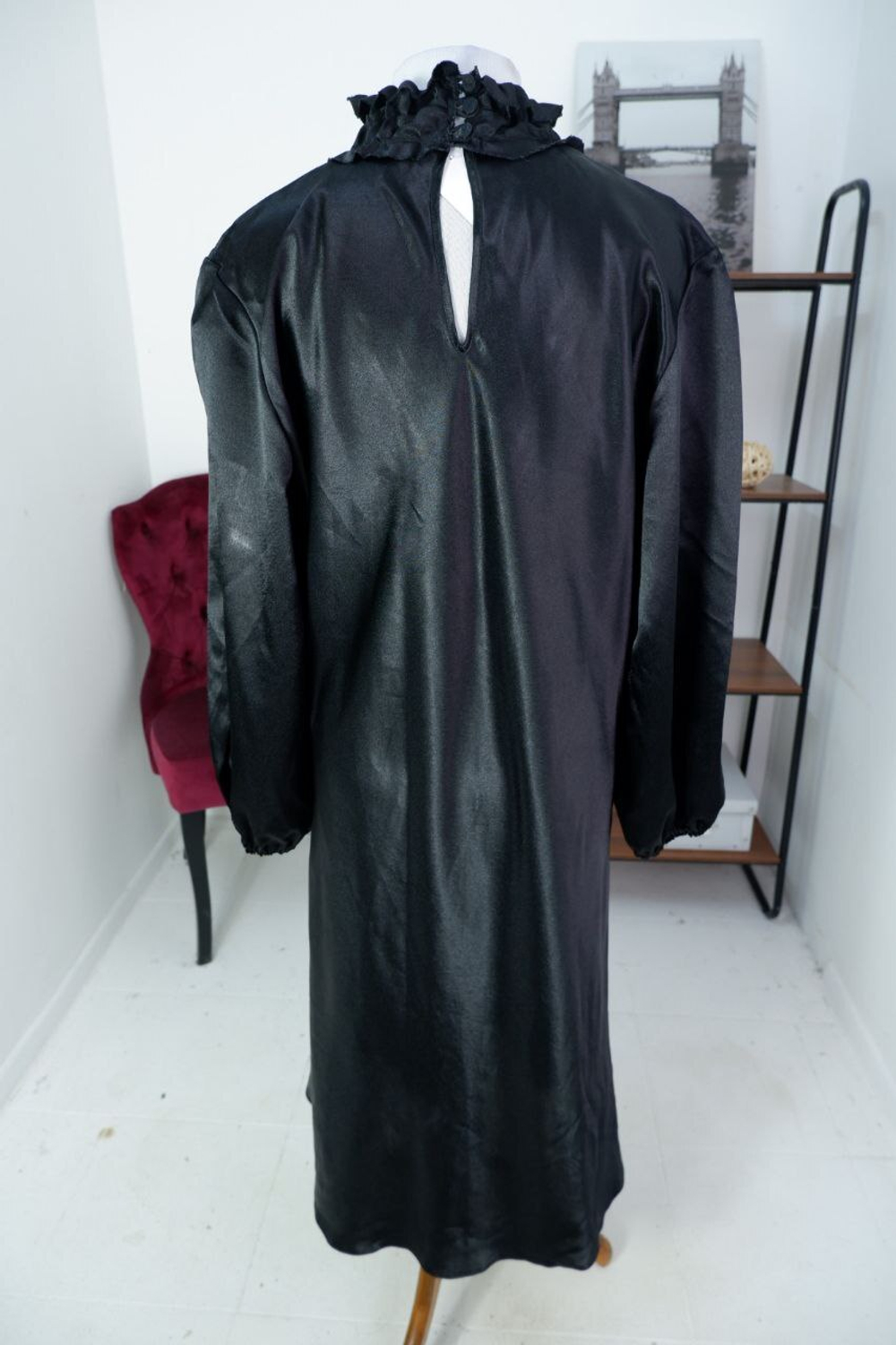 Платье атласное красивое 52-56 размер