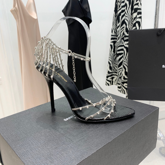 Saint Laurent Pumps