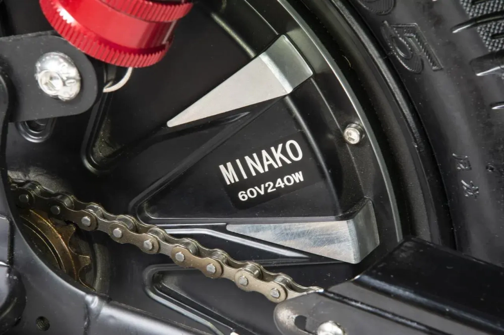 Электровелосипед Minako Monster Pro