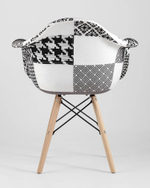 Кресло Eames DSW пэчворк черно-белое