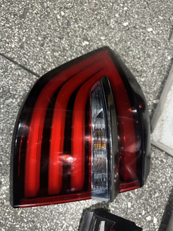 Задний фонарь (стоп-сигнал, поворотник) Honda Elysion