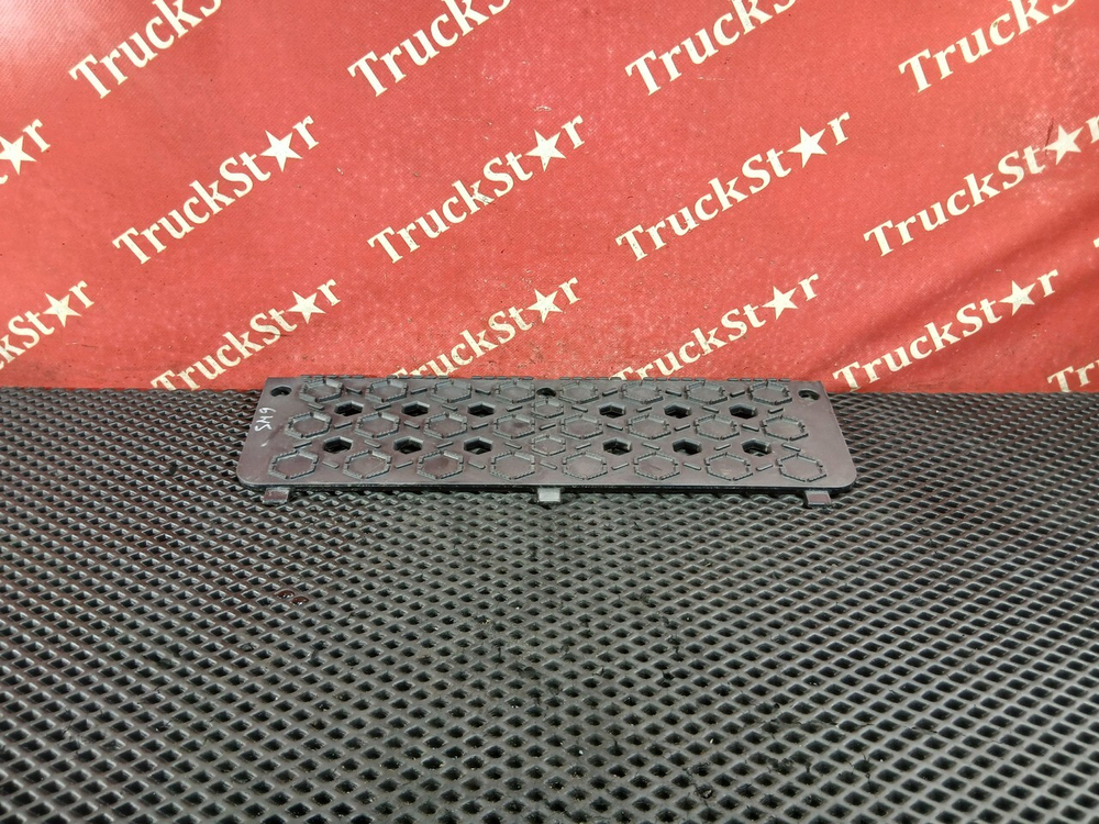 Ступенька верхняя левая/правая 2022г.