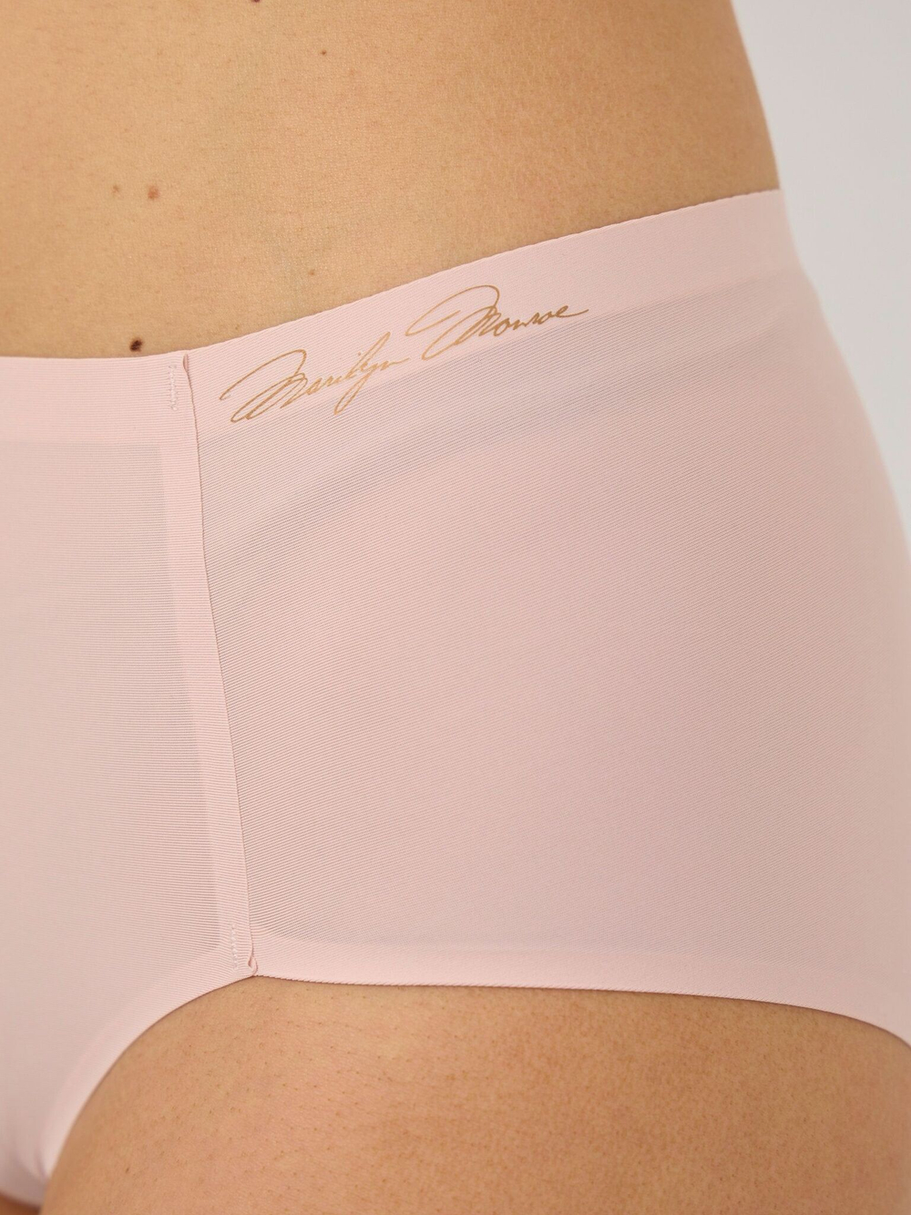 Гладкие бесшовные высокие трусики (Размер: M) (Цвет: пудровый)