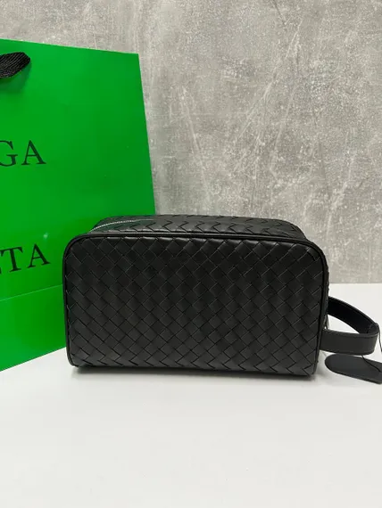 Косметичка Bottega Veneta Intrecciato черный