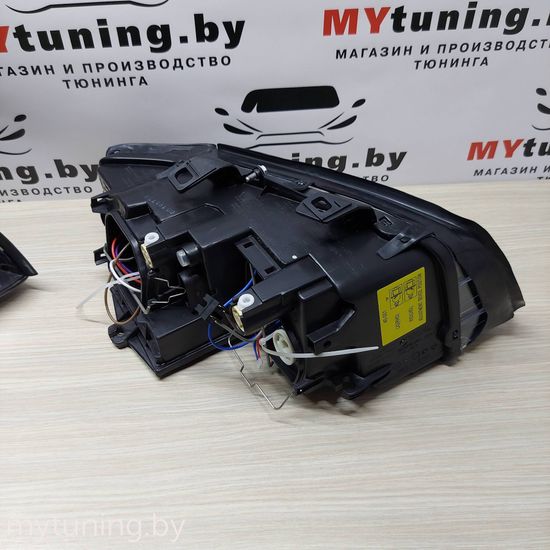 Передние фары black для Audi A4 B6