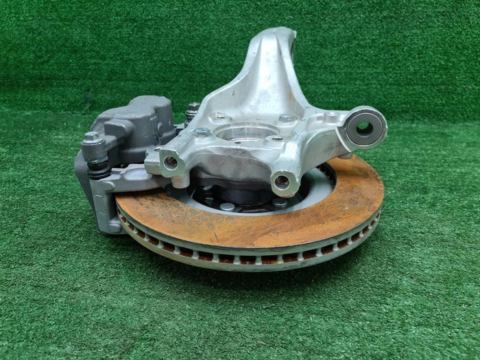 Кулак поворотный правый Lixiang L9 (2022-н.в.)