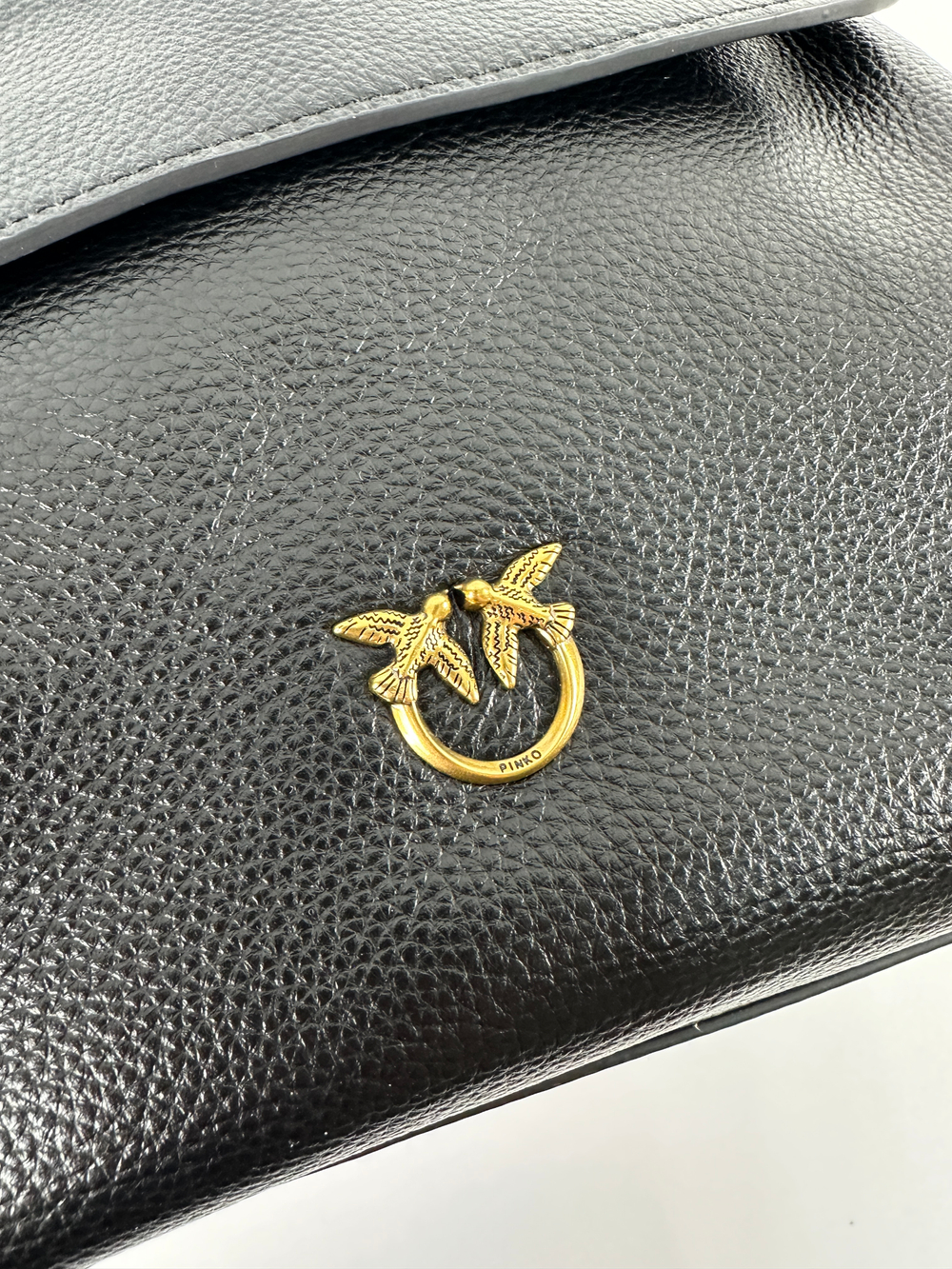 Сумка Pinko Leaf Hobo