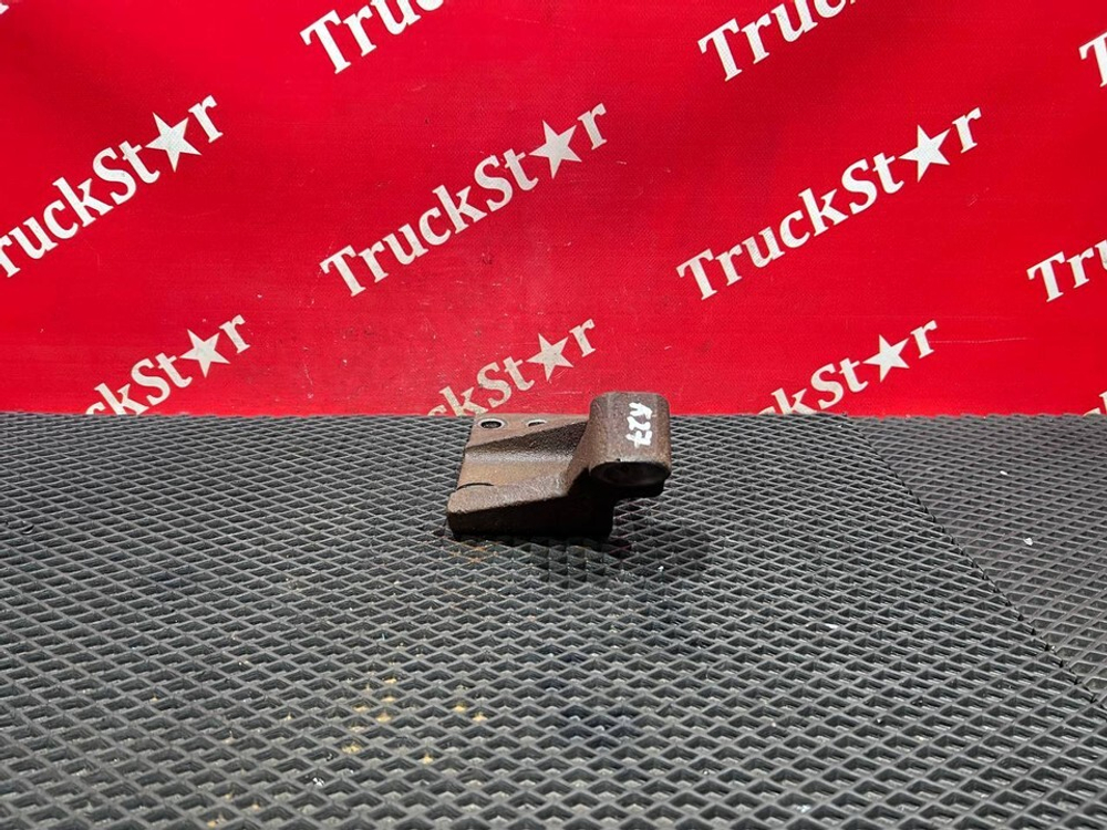 Кронштейн двигателя задний правый