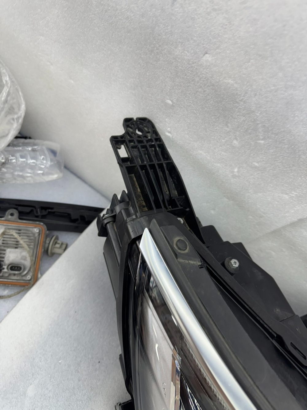 Фара левая (LED) для BYD Yuan Plus