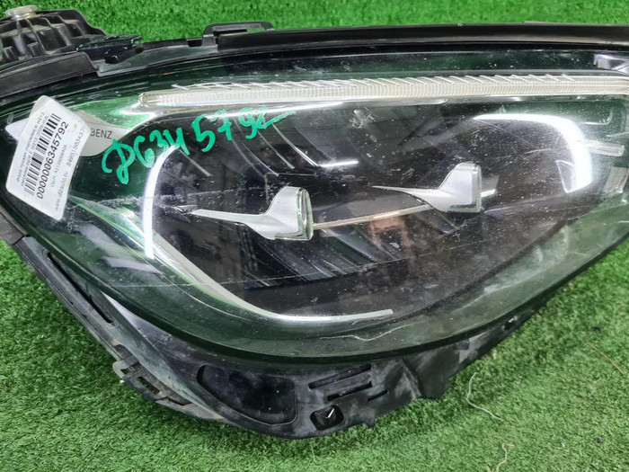 Битая Фара правая Mercedes E W213 (2020-2023) LED