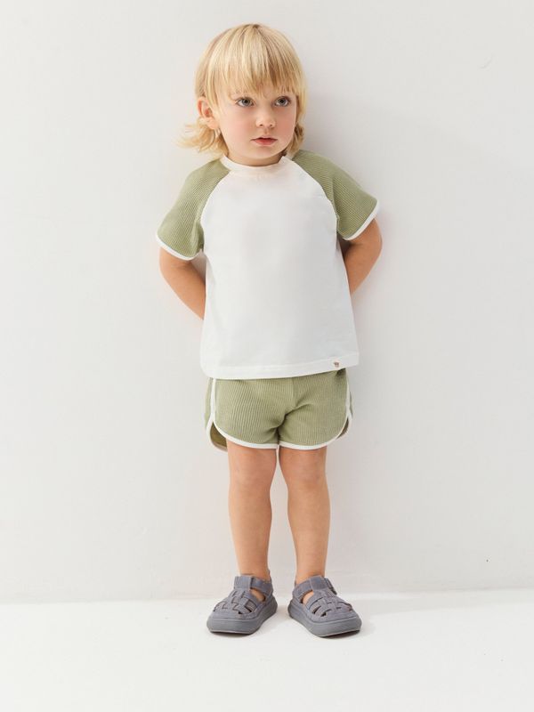 Комплект футболка и шорты 