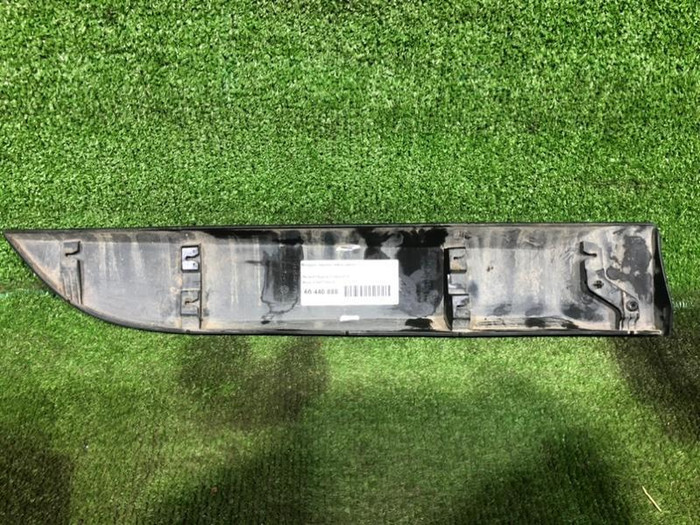 Накладка двери задняя левая Renault Megane 3 (2008-2016)