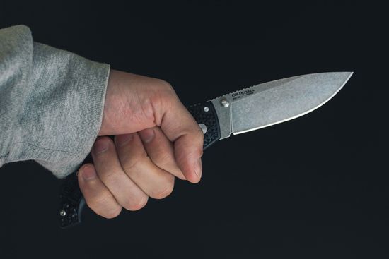 Складной нож Cold Steel 29AB Voyager Large Drop Plain Edge c клинком из стали AUS-10A, рукоять Grivory (Griv-Ex)