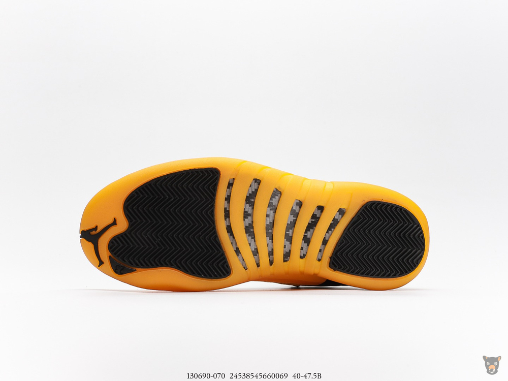 Кроссовки Nike Air Jordan 12 "University Gold"