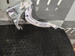 Петля капота левая Geely Coolray 19-нв Новая Оригинал 5032037600