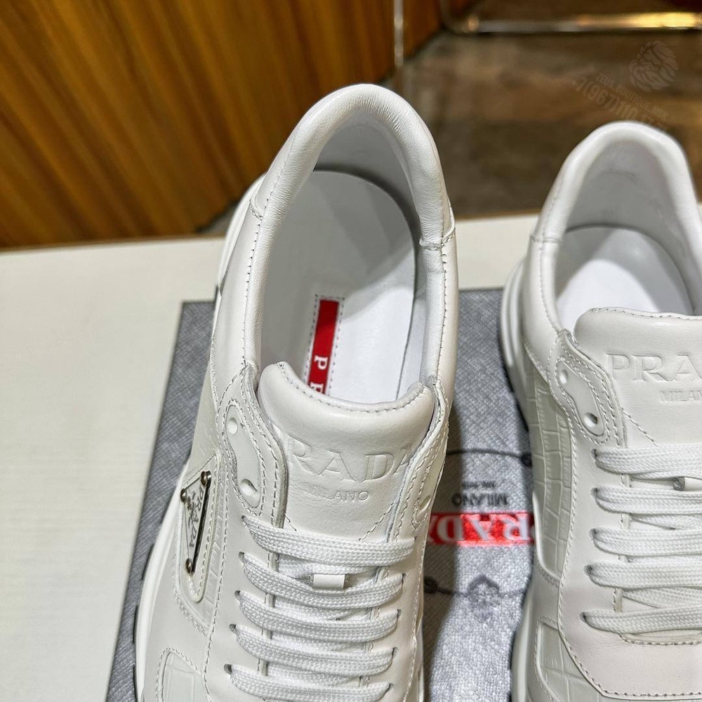 Кроссовки Prada