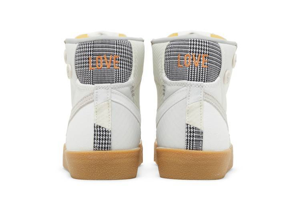 Кроссовки Nike Blazer 77 Lx "Voodoo" (Женская размерная сетка)