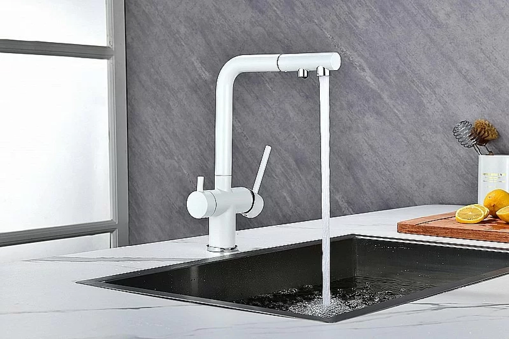 Смеситель для кухни Paulmark Serpentine Se213222-WH белый матовый