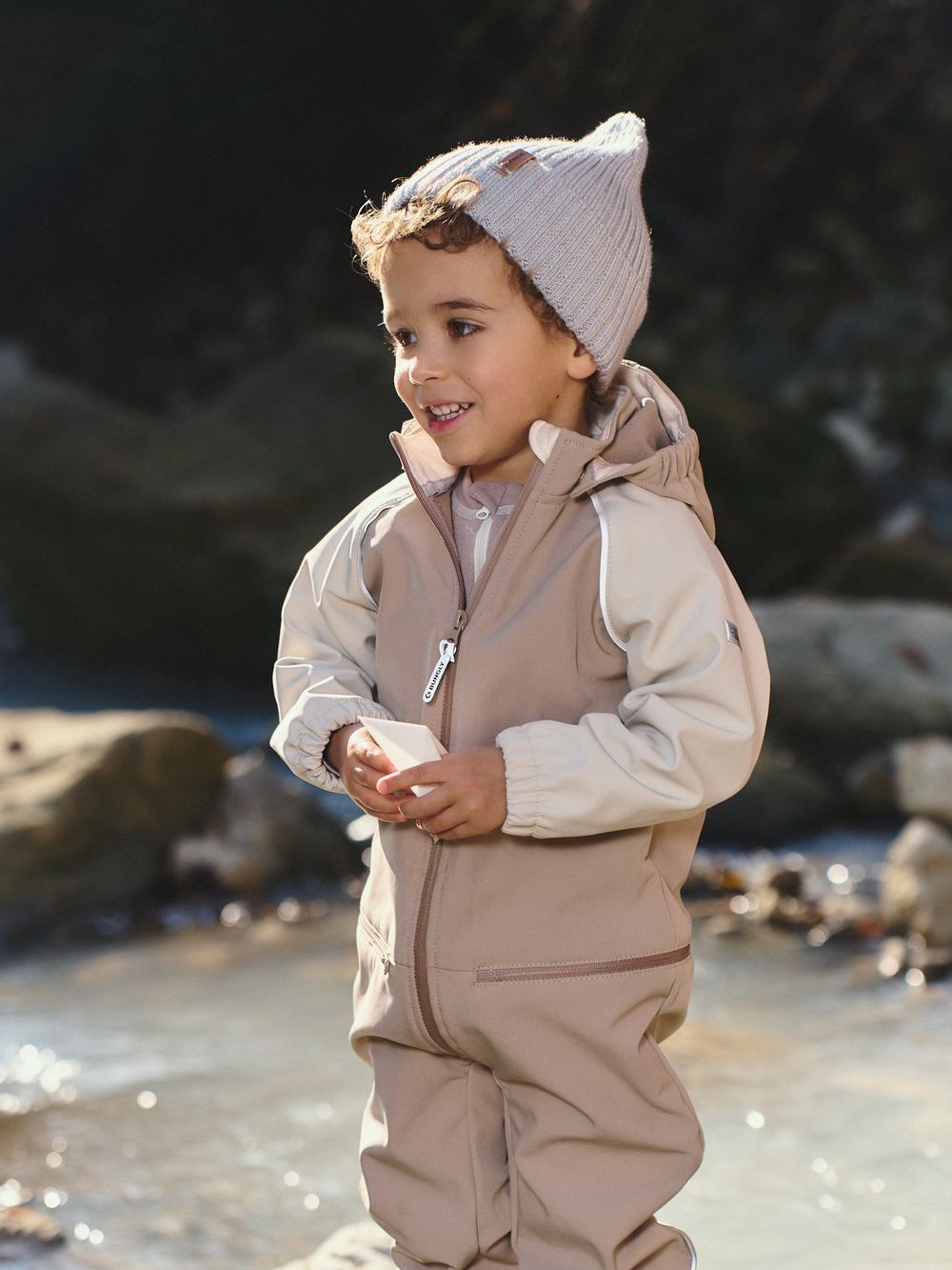 Комбинезон Softshell Колор-блок "Латте" с варежками 0+